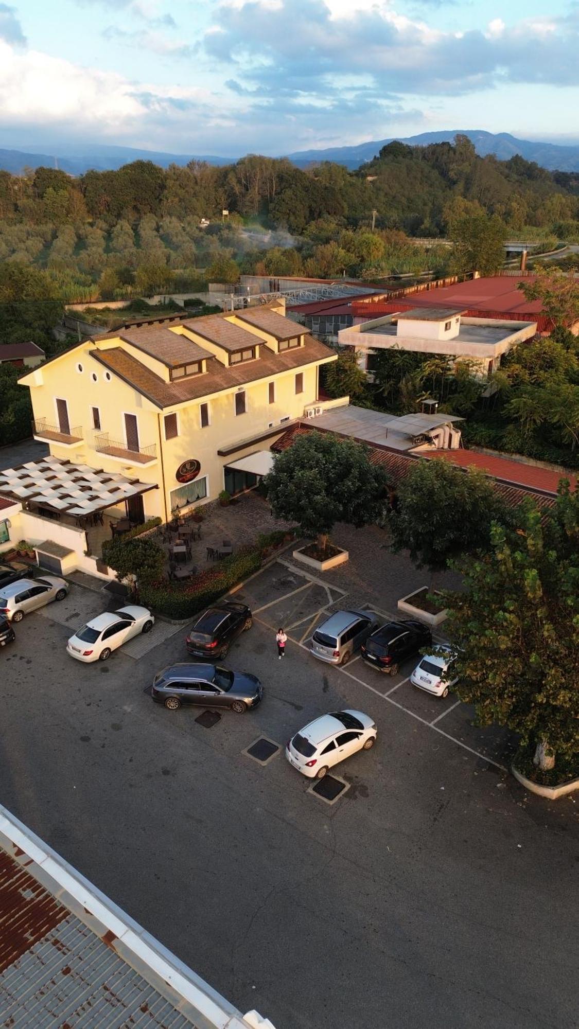 Hotel La Fenice Rosarno Exterior foto