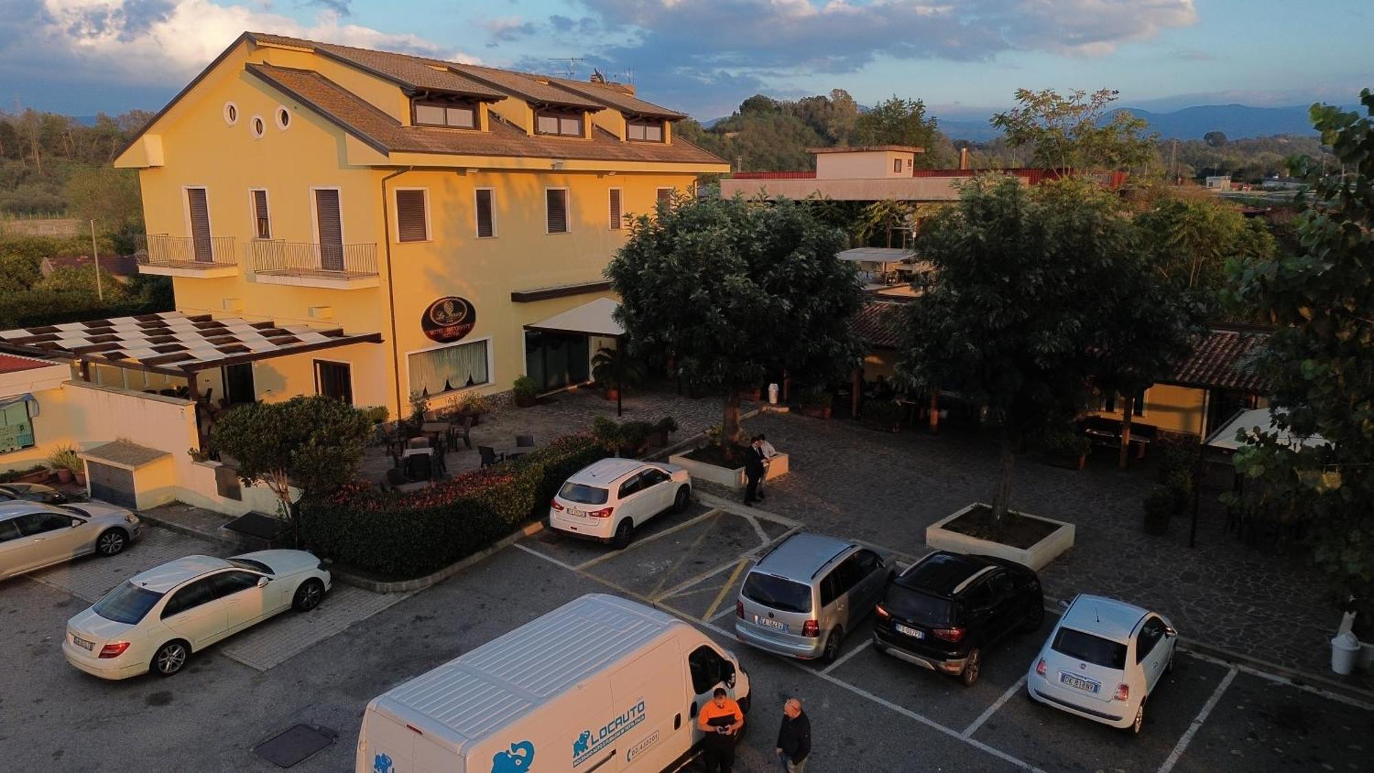 Hotel La Fenice Rosarno Exterior foto